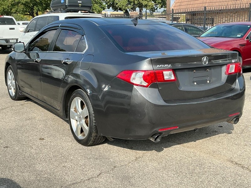 Acura TSX Vehicle Full-screen Gallery Image 02