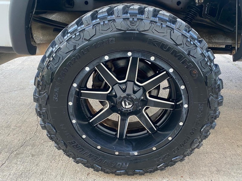 Ford F-150 Vehicle Full-screen Gallery Image 19