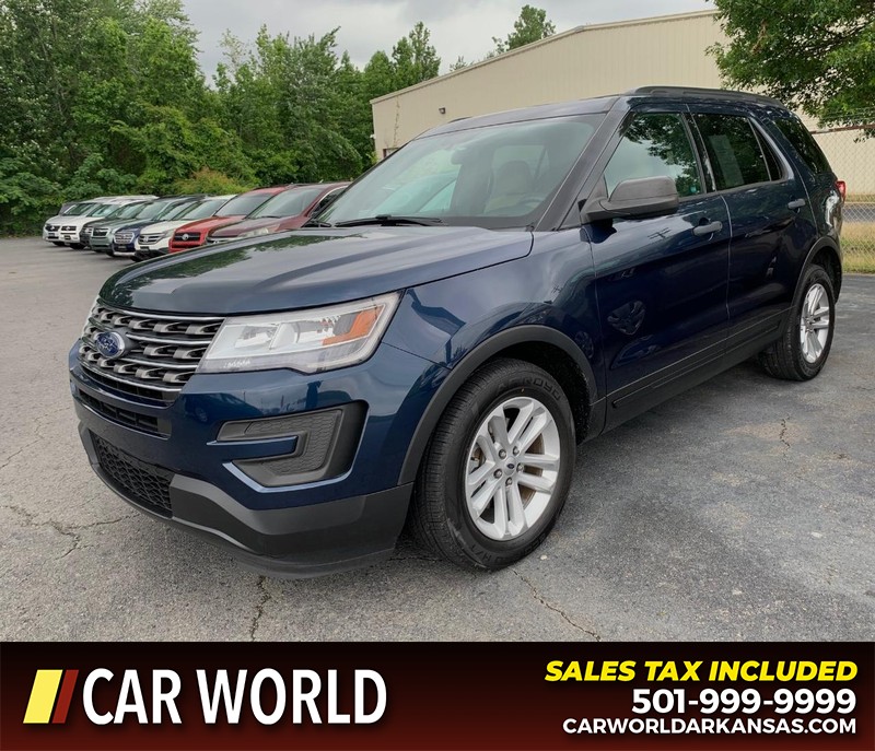 Ford Explorer Vehicle Full-screen Gallery Image 4