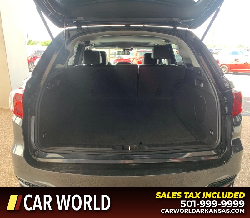 Acura RDX Vehicle Full-screen Gallery Image 17