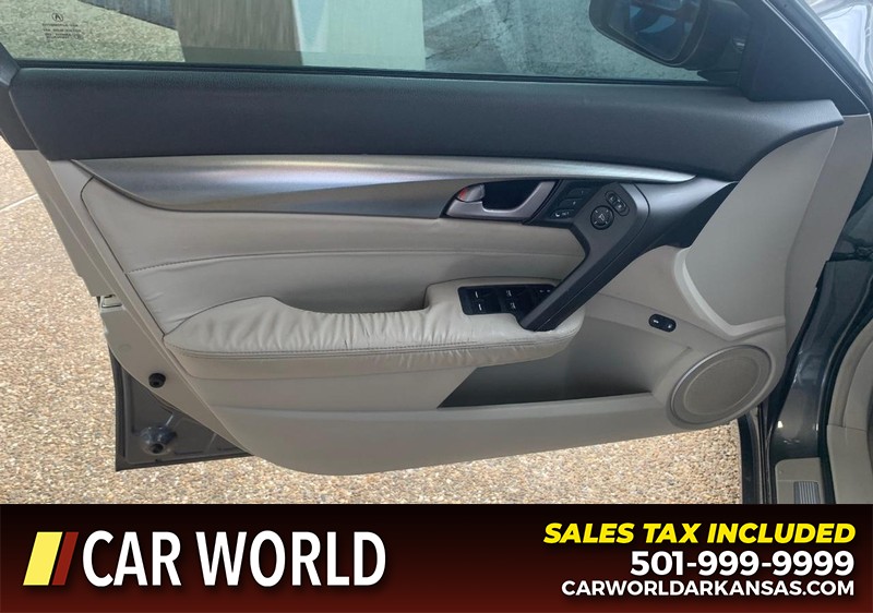 Acura TL Vehicle Full-screen Gallery Image 6