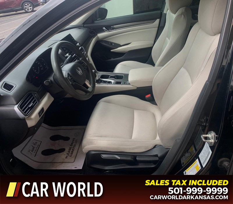 Honda Accord Sedan Vehicle Full-screen Gallery Image 7