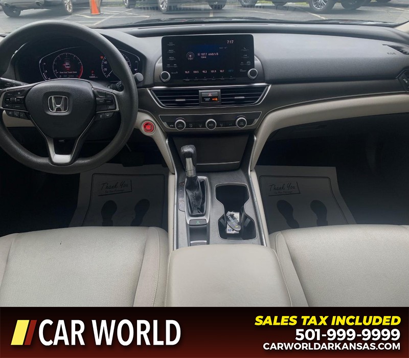 Honda Accord Sedan Vehicle Full-screen Gallery Image 11