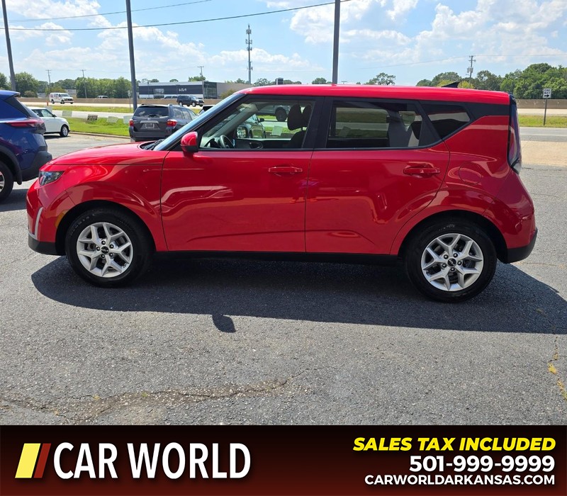 Kia Soul Vehicle Full-screen Gallery Image 4