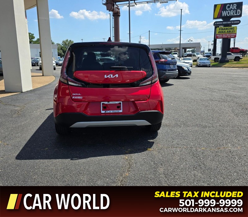 Kia Soul Vehicle Full-screen Gallery Image 5