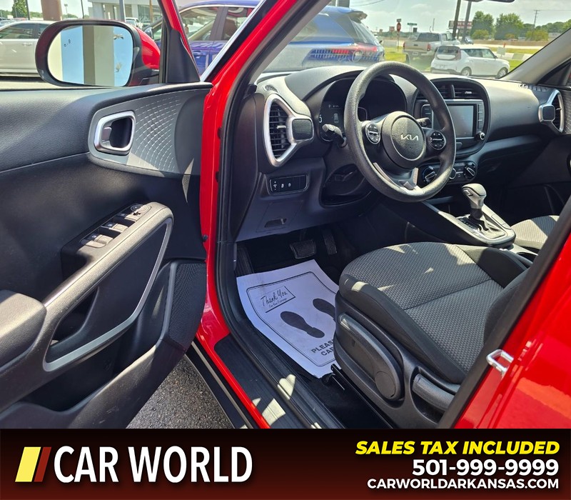 Kia Soul Vehicle Full-screen Gallery Image 7