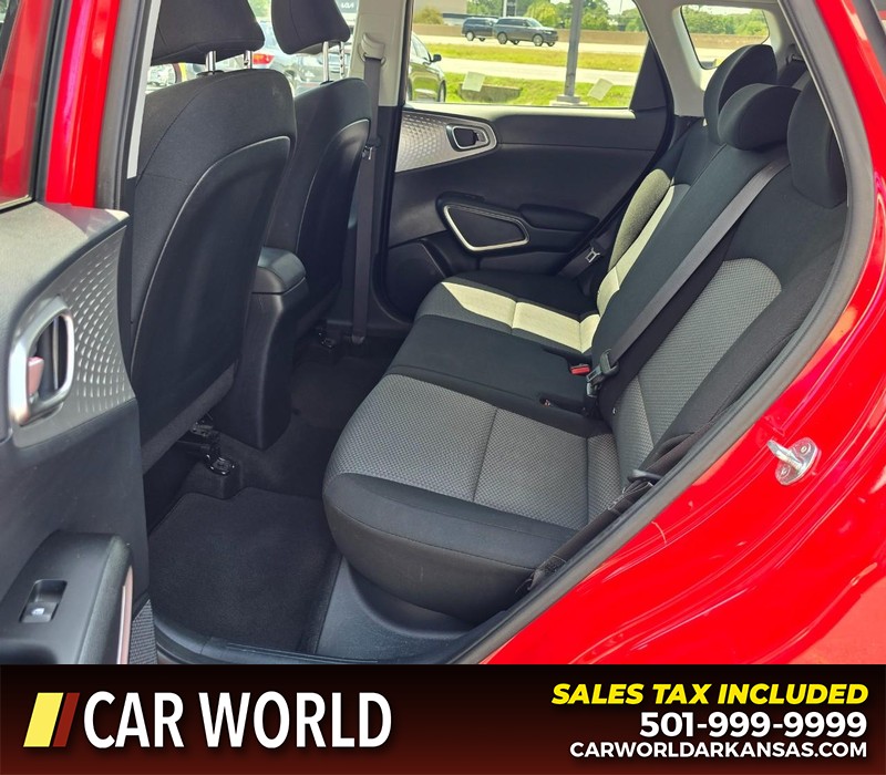 Kia Soul Vehicle Full-screen Gallery Image 10