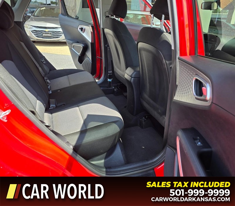 Kia Soul Vehicle Full-screen Gallery Image 12