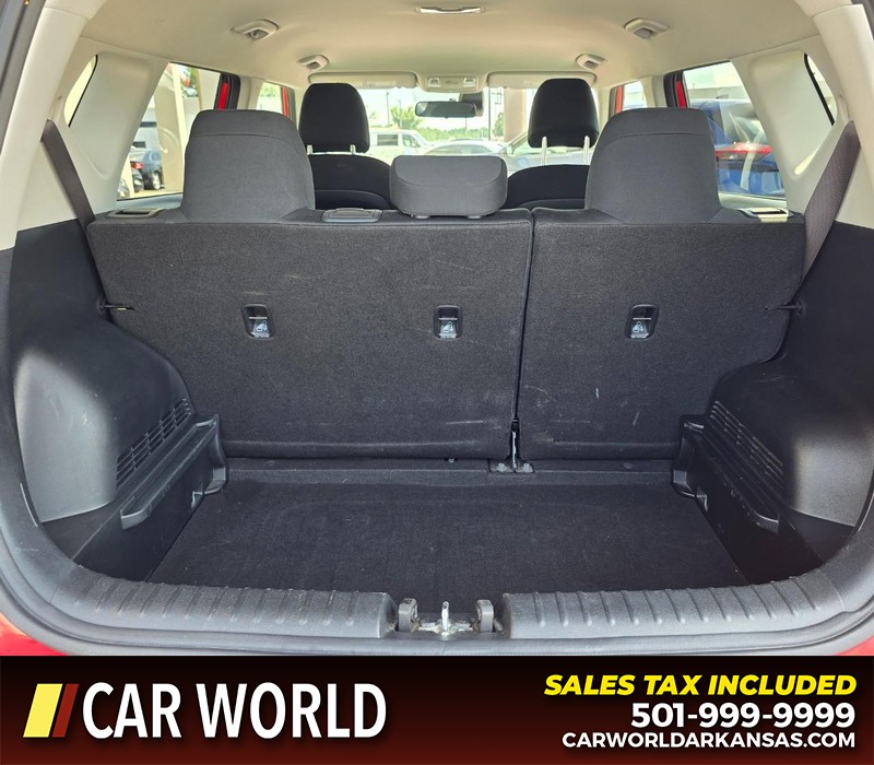 Kia Soul Vehicle Full-screen Gallery Image 13