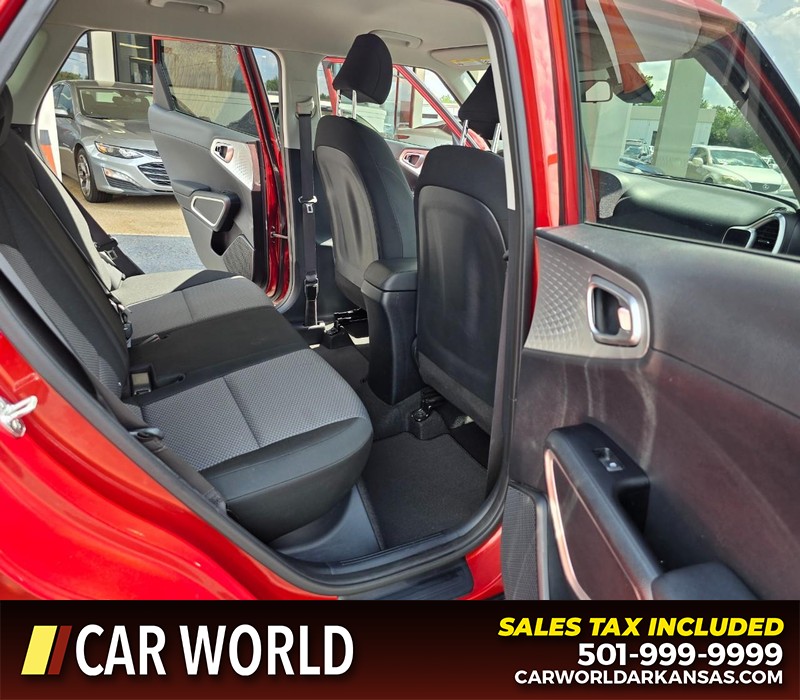 Kia Soul Vehicle Full-screen Gallery Image 12