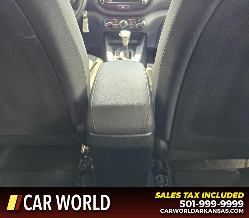 Kia Soul Vehicle Full-screen Gallery Image 19