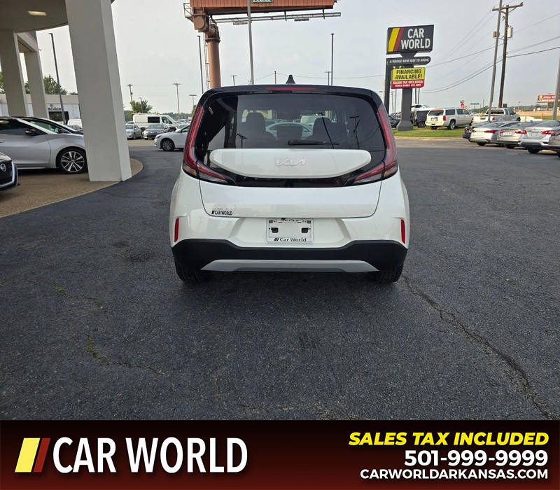 Kia Soul Vehicle Full-screen Gallery Image 5