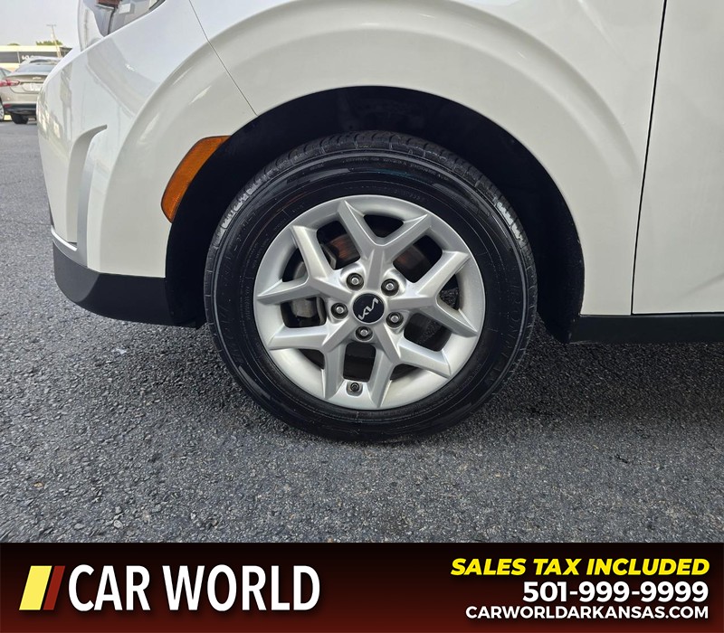 Kia Soul Vehicle Full-screen Gallery Image 6