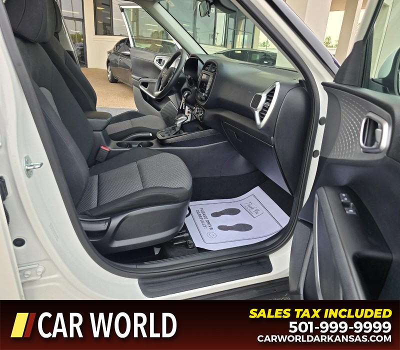 Kia Soul Vehicle Full-screen Gallery Image 11
