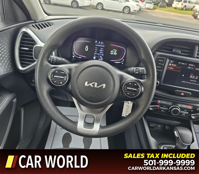 Kia Soul Vehicle Full-screen Gallery Image 15