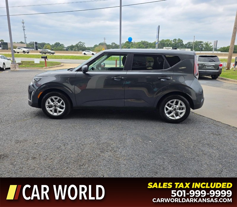 Kia Soul Vehicle Full-screen Gallery Image 4