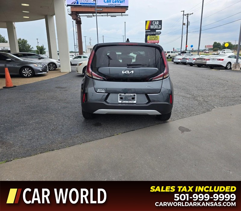 Kia Soul Vehicle Full-screen Gallery Image 5
