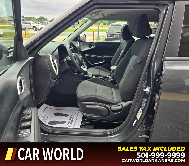 Kia Soul Vehicle Full-screen Gallery Image 8