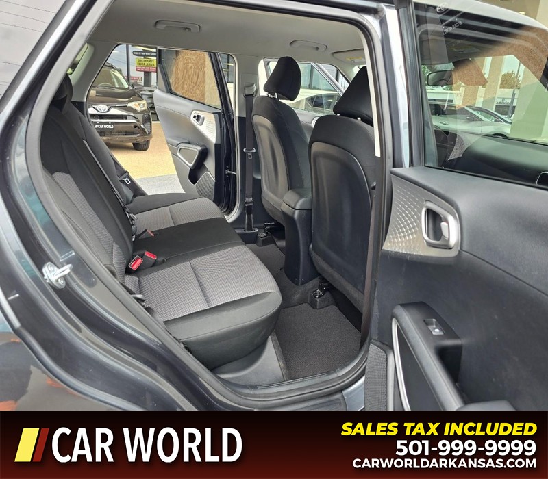 Kia Soul Vehicle Full-screen Gallery Image 12