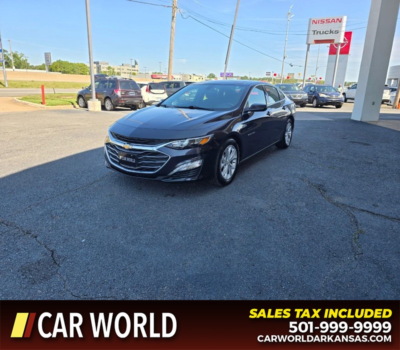 Chevrolet Malibu Vehicle Full-screen Gallery Image 3