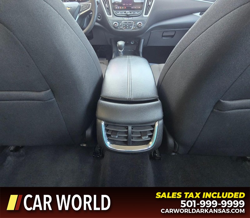 Chevrolet Malibu Vehicle Full-screen Gallery Image 20