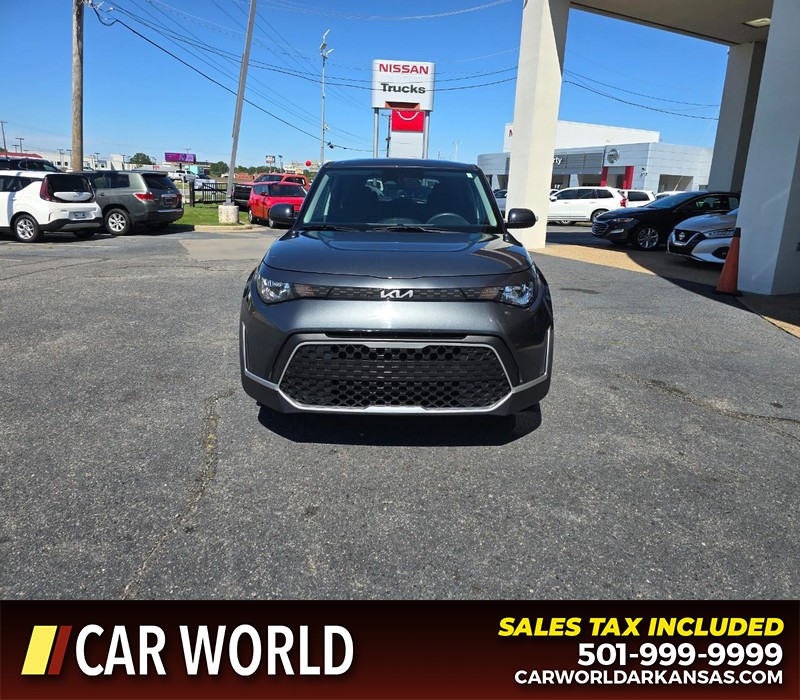 Kia Soul Vehicle Full-screen Gallery Image 2