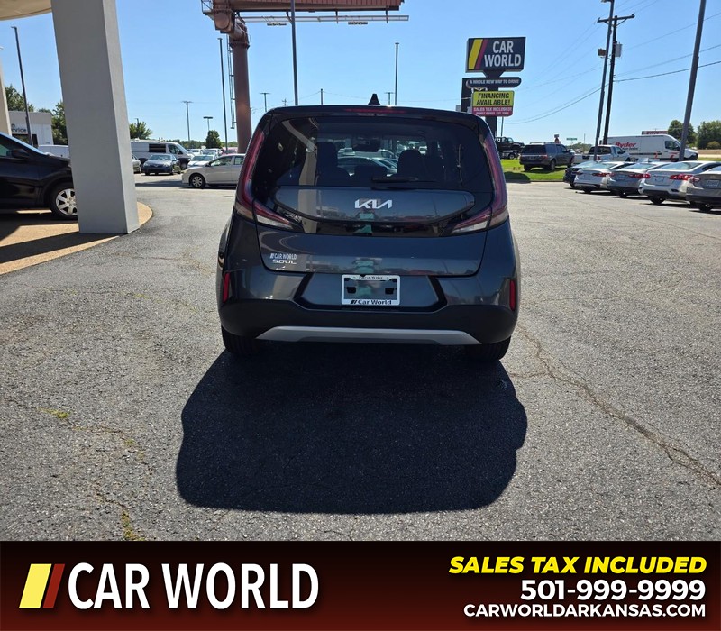 Kia Soul Vehicle Full-screen Gallery Image 5
