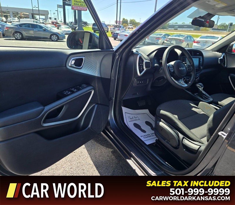 Kia Soul Vehicle Full-screen Gallery Image 7