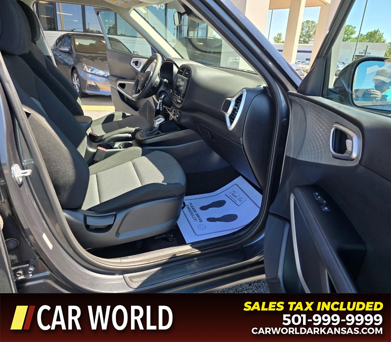 Kia Soul Vehicle Full-screen Gallery Image 11
