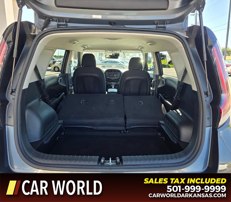 Kia Soul Vehicle Full-screen Gallery Image 14