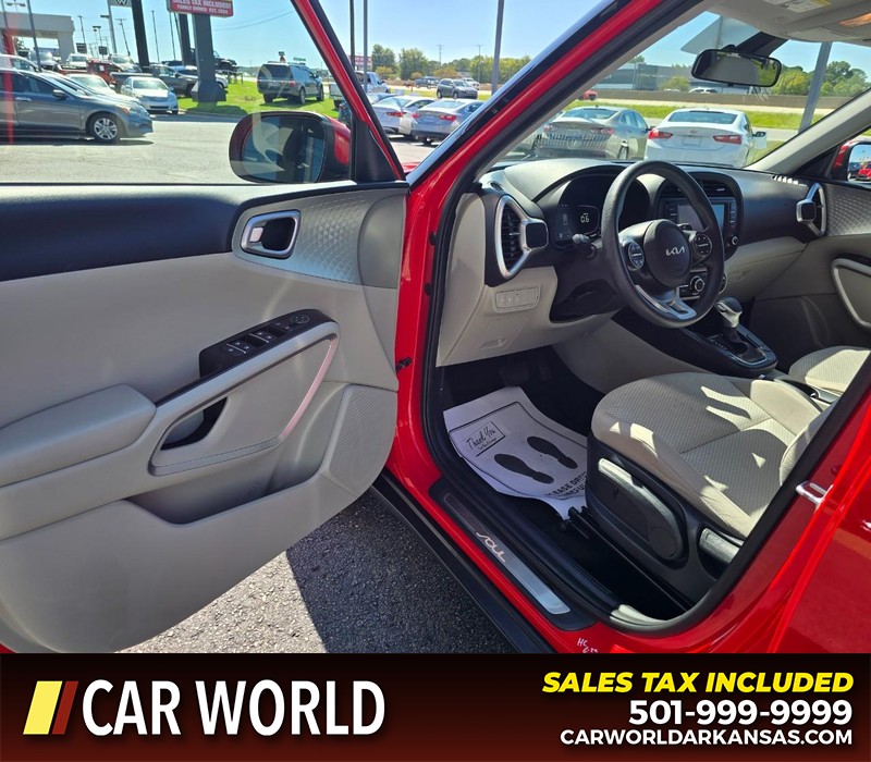 Kia Soul Vehicle Full-screen Gallery Image 7