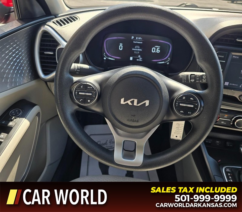 Kia Soul Vehicle Full-screen Gallery Image 15