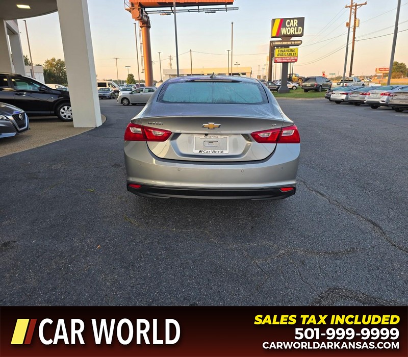 Chevrolet Malibu Vehicle Full-screen Gallery Image 5