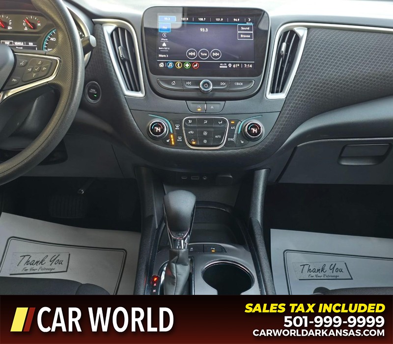 Chevrolet Malibu Vehicle Full-screen Gallery Image 18