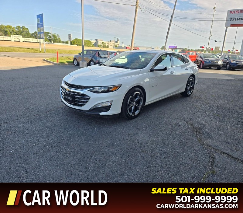 Chevrolet Malibu Vehicle Full-screen Gallery Image 3