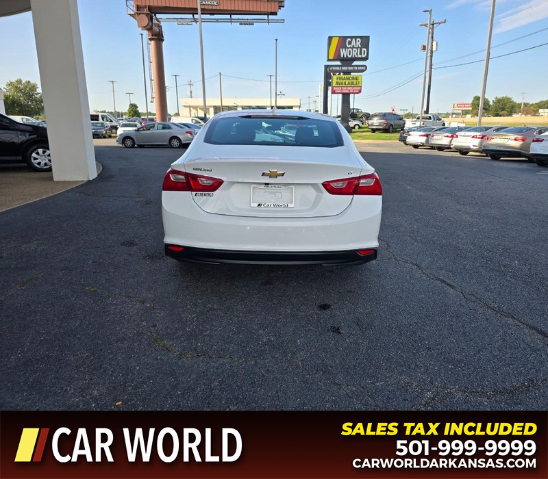 Chevrolet Malibu Vehicle Full-screen Gallery Image 5