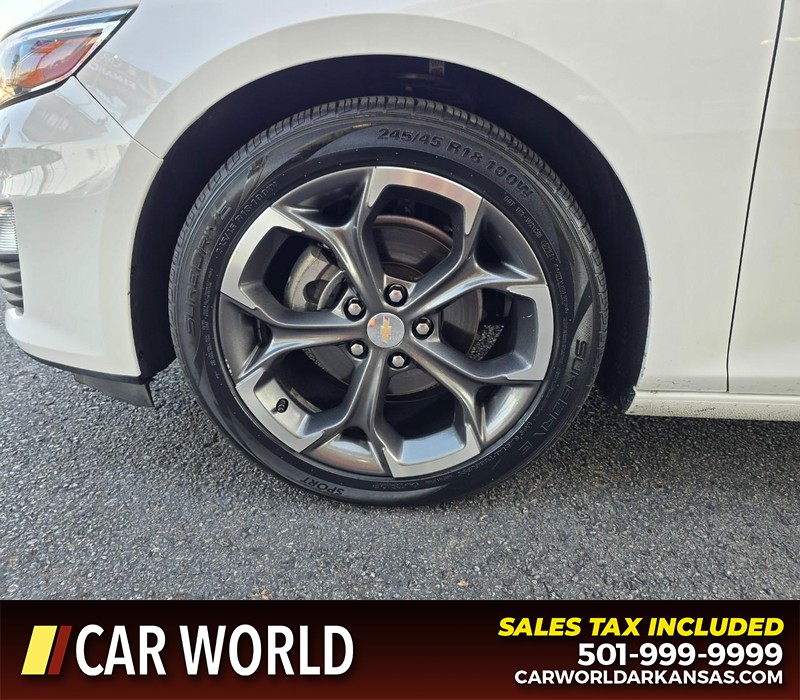Chevrolet Malibu Vehicle Full-screen Gallery Image 6
