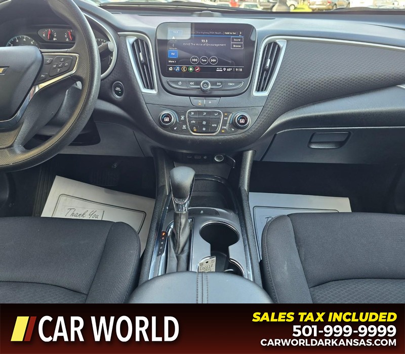 Chevrolet Malibu Vehicle Full-screen Gallery Image 18