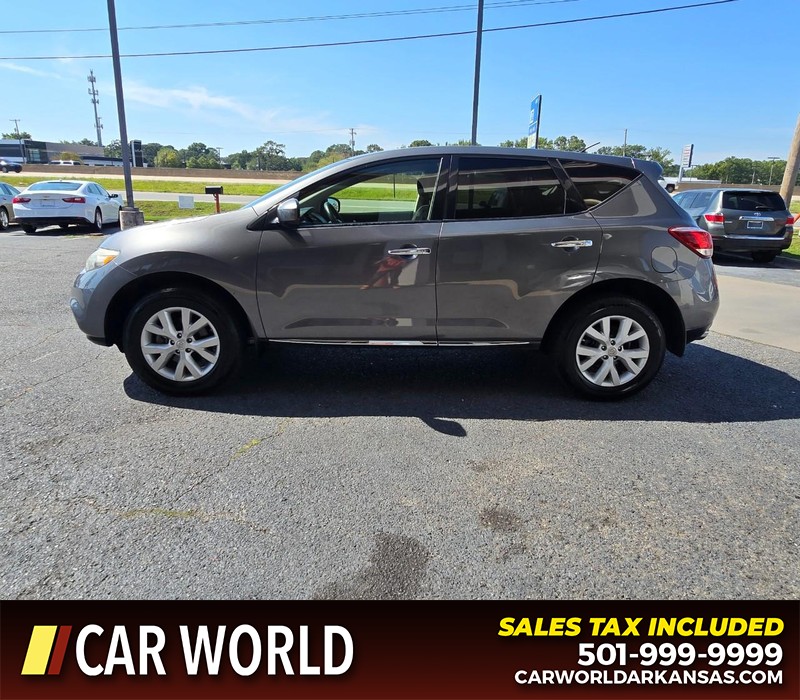Nissan Murano Vehicle Full-screen Gallery Image 4