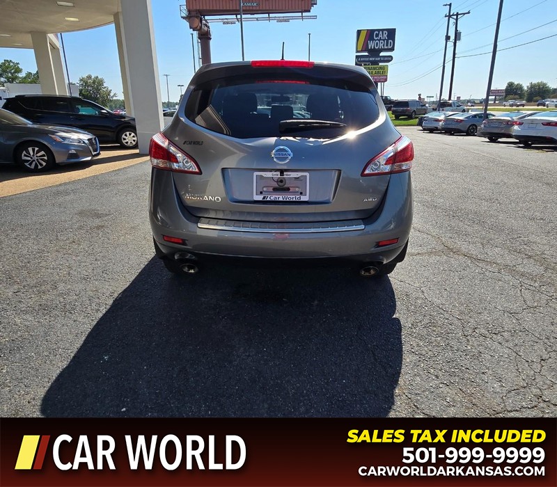 Nissan Murano Vehicle Full-screen Gallery Image 5