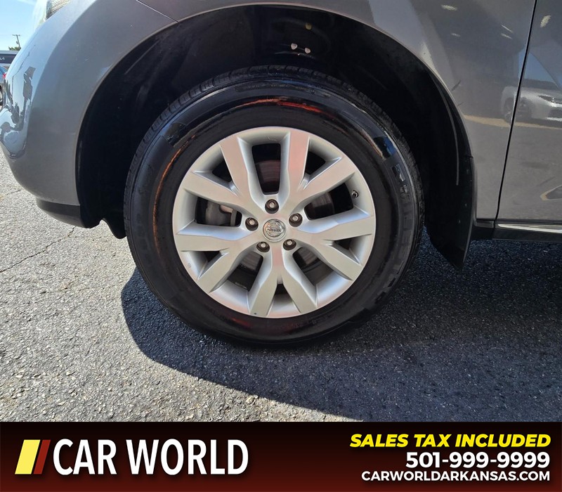 Nissan Murano Vehicle Full-screen Gallery Image 6