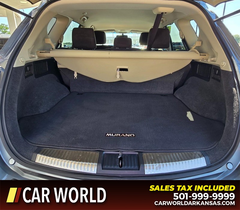 Nissan Murano Vehicle Full-screen Gallery Image 13