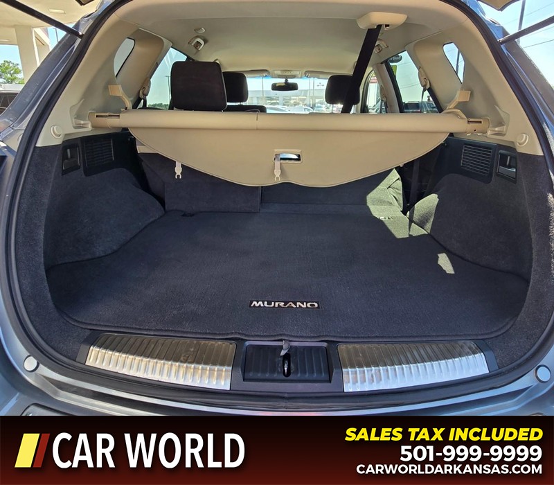 Nissan Murano Vehicle Full-screen Gallery Image 14