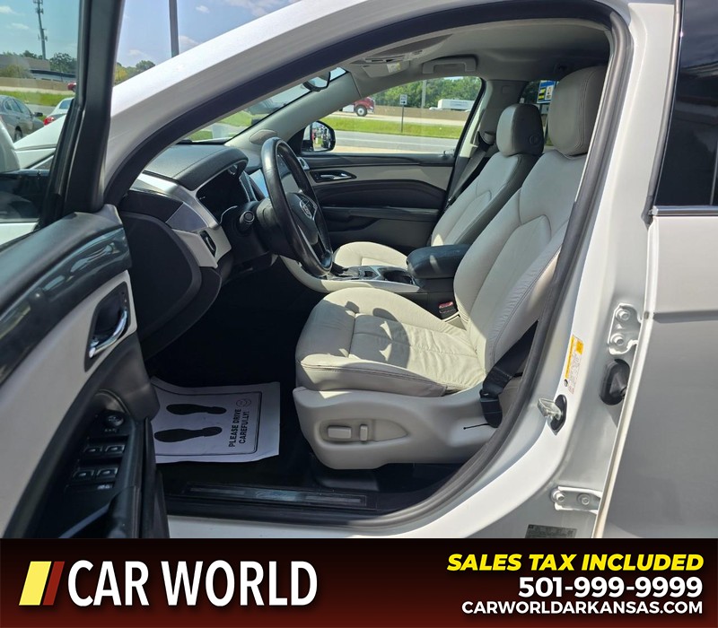 Cadillac SRX Vehicle Full-screen Gallery Image 8