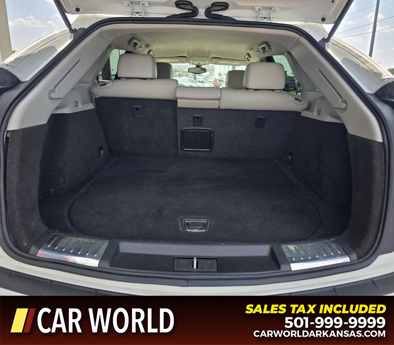 Cadillac SRX Vehicle Full-screen Gallery Image 13