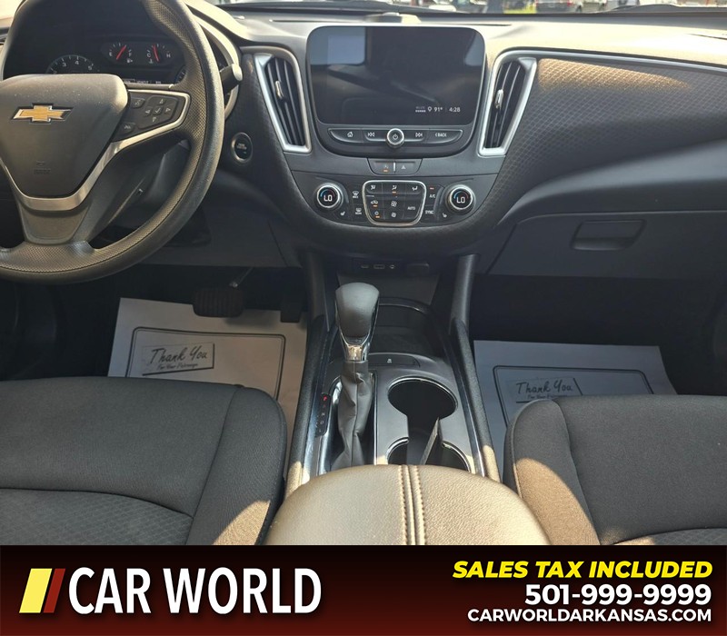 Chevrolet Malibu Vehicle Full-screen Gallery Image 18