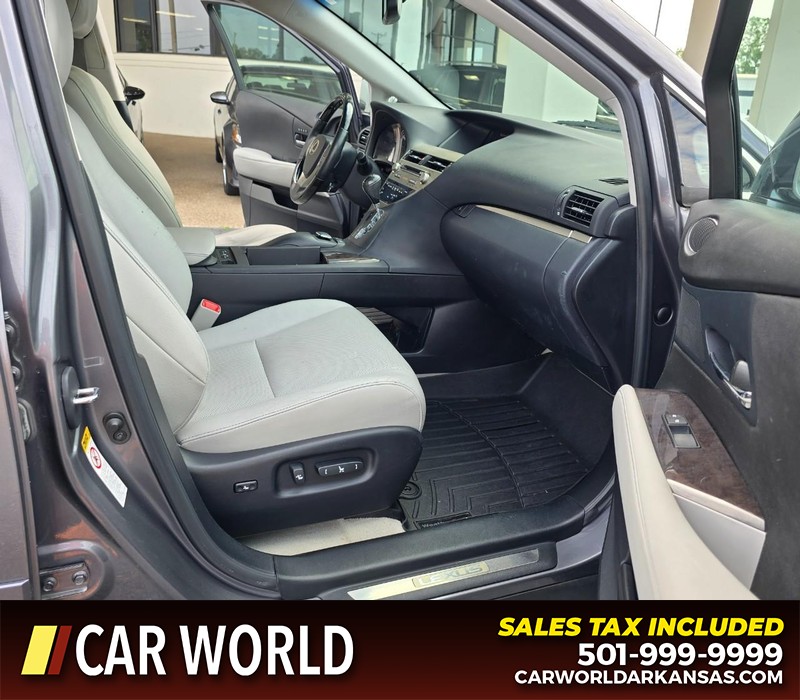 Lexus RX 350 Vehicle Full-screen Gallery Image 12