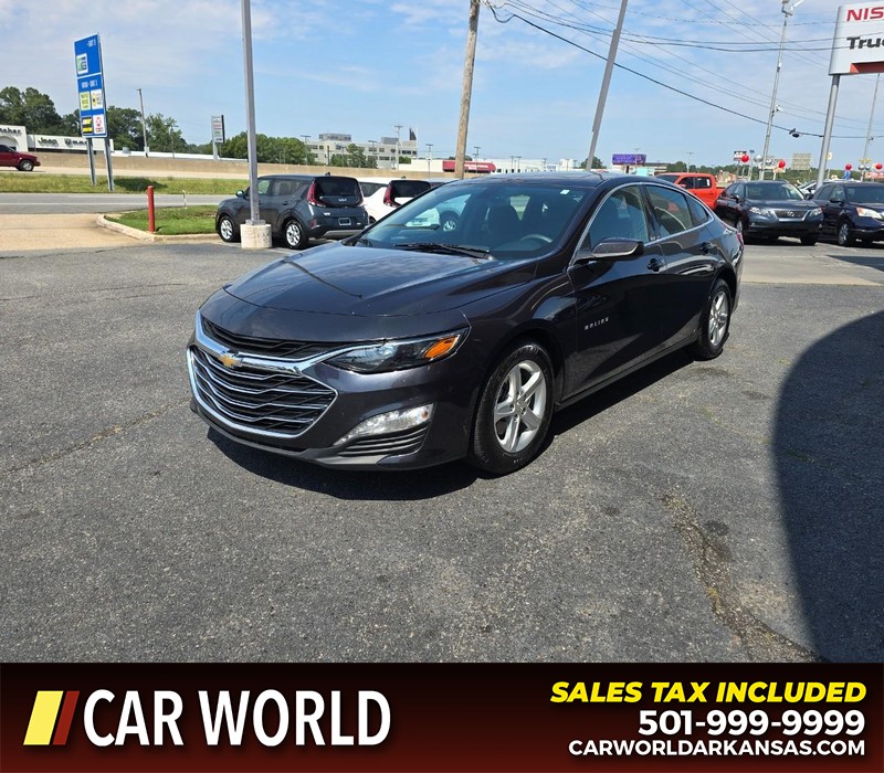 Chevrolet Malibu Vehicle Full-screen Gallery Image 3