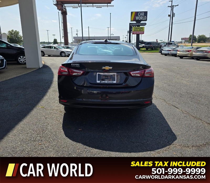 Chevrolet Malibu Vehicle Full-screen Gallery Image 5