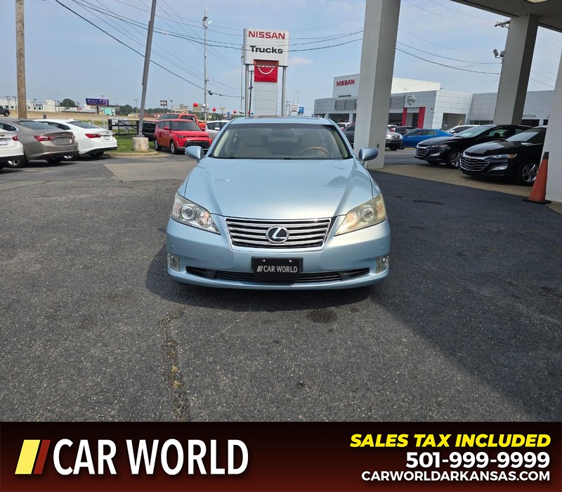 Lexus ES 350 Vehicle Full-screen Gallery Image 2